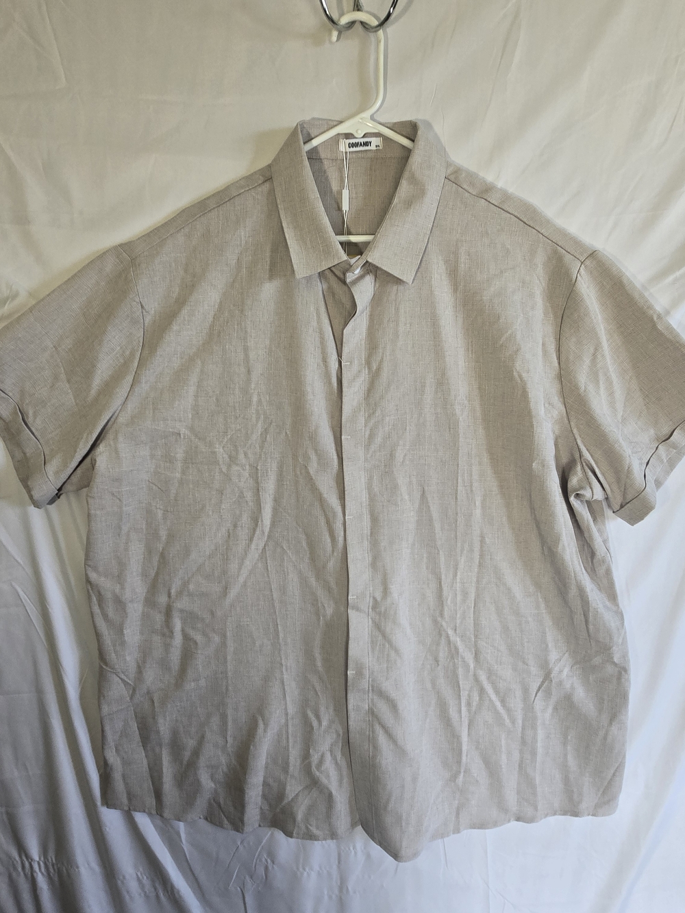 Coofandy Men's Short Sleeve Button-Down Shirt in Light Taupe